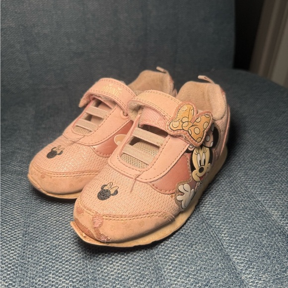 Disney Pink Minnie Mouse Athletic Sneakers - Picture 2 of 8
